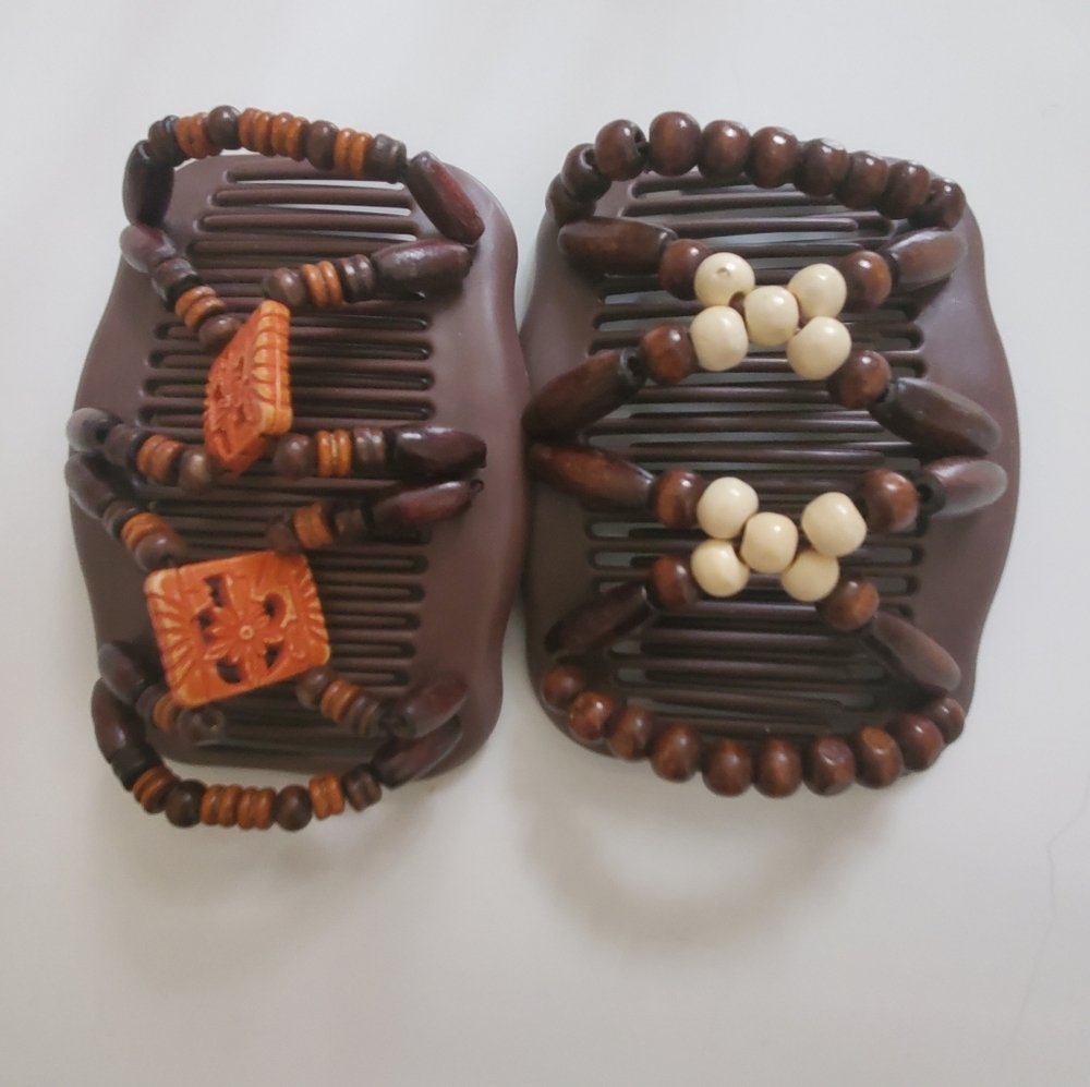💎BUNDLE 4/$10💎 Brown Beaded Hair Combs